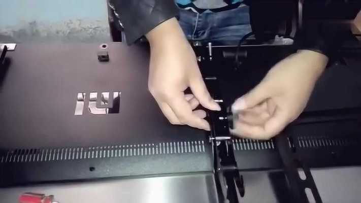 和平精英挂壁电视怎么做（和平精英挂壁电视装饰技巧）